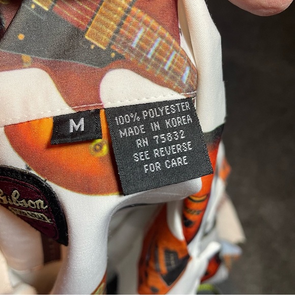 Gibson Guitar Tour Shirt Men’s Size Medium. Button up. Classic. Music. - Picture 8 of 11